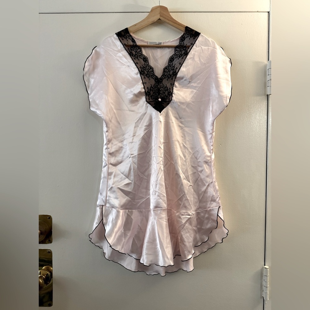Vintage Lily of France pink satin black lace flower mini dress medium